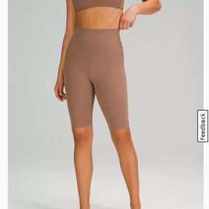 lululemon Align Super-High-Rise Short 10" size 8. Cacao. Euc!!!!